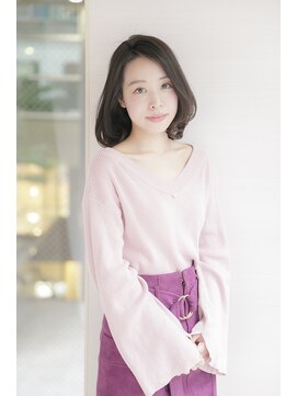 アフロディーテ ギンザ 秋葉原店(APHRODITE GINZA) 外ハネボブ/セクションカラー/ペールベージュ/秋葉原