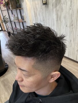 バディ(Buddy) ツイスト フェード