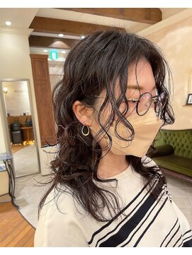 ビュートリアム265(BEAUTRIUM 265) ミディアムレイヤー/くせ毛/パーマ/フェイスレイヤー/銀座