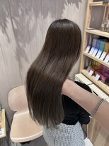 フリーラ 表参道(freera) オリーブベージュ