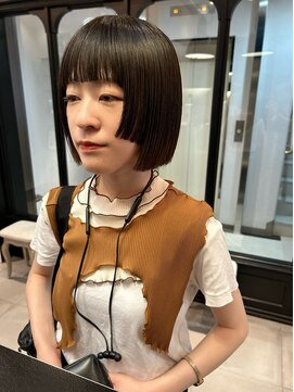 シータ(sheta) 【表参道sheta小林】10代20代30代ステップボーンカット黒髪ボブ