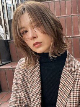 エクラート ミリア 船橋(ECLART milia) 軽やかなミディアムレイヤー｜小顔効果も狙える万能ヘア