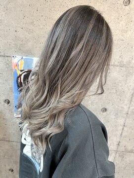 トリコ(torico) ホワイトベージュ×バレイヤージュ