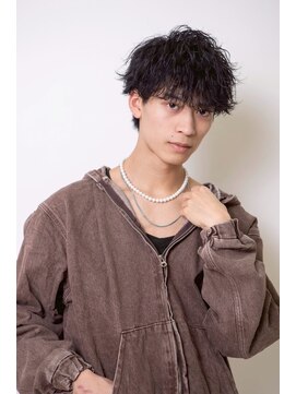 ルフュージュ バイ プロデュース 相模大野店(Refuge by Produce) メンズパーマ