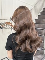 アトレ(attrait)&nbsp;◆煌めくアッシュブロンド/ブリーチ無し/ダブルカラー/ベージュ