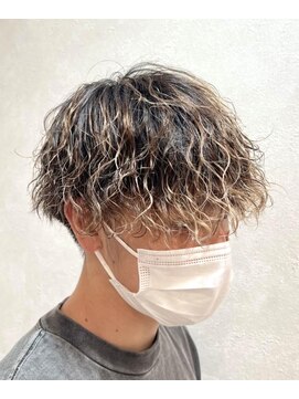 アッシュ 八王子店(Ash) ブリーチ ＆ ツイストスパイラルパーマ