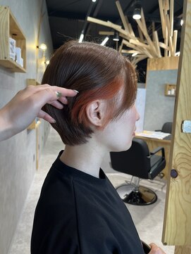 ハウリーヘアアンドスパ(HAURY hair&spa) ショートカット/イヤリングカラー