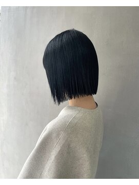 シャルム バイ ルチア(Charme by Luccica) 切りっぱなしボブ