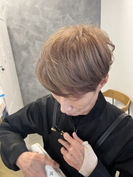 シロ(SHeIRO) ミルクティーベージュ