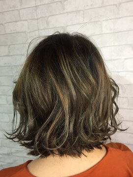 ヘアサロンM 新宿 オータムボブ