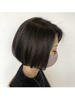 ザ ラボ アングゥ(The Labo ungu) ミニボブ×ハイライトカラー