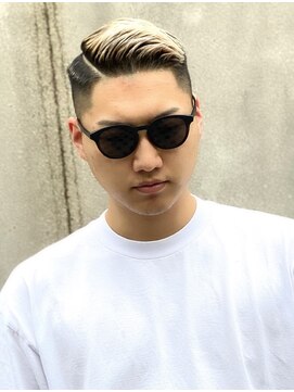 クオンヒール 淀屋橋店(QUON HEAL) スペインカール/スパイキーショート/フェザーパーマ/フェード