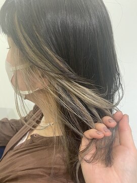 インビテーション(invitation) 耳かけインナーカラー*