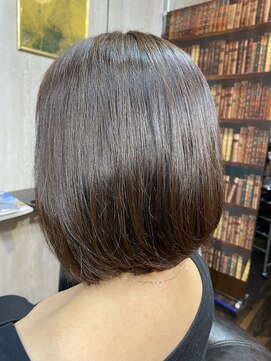 かみ切処 和 トロワ(Trois) グレーカラー染