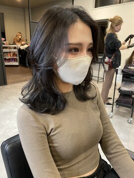 ナンバー(number+) 20代30代40代大人可愛いヨシンモリブルーブラック透明感