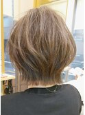 くびれミニボブ