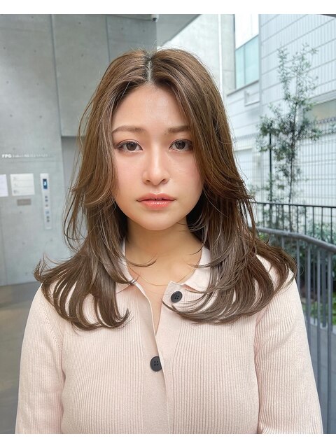 内巻きレイヤーワンカールヘアロング顔周り前髪カット髪質改善