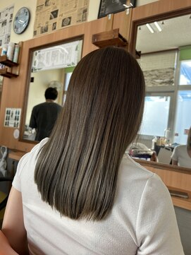 美容室ポケット オリーブカラー