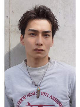 スワッグバーバースタジオ(SWAG BARBER STUDIO) ニュアンスフェザーパーマスパイキーショート