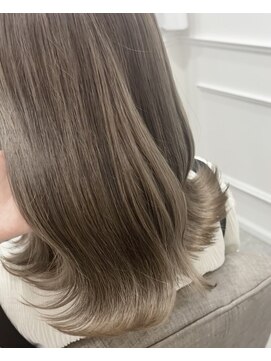 リルミー ミュエナ 大須 矢場町(Lilme myuena) 【ハイトーンベージュ】（ブリーチ一回）＊rina＊