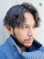 バイフィフス 原宿/表参道(by fifth)&nbsp;原宿ツイストスパイラルパーマメンズカットオールバック30代黒髪