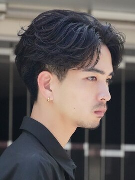 バイフィフス 原宿/表参道(by fifth) 原宿フェザーパーマ毛流れセンターパートウルフフェザーショート