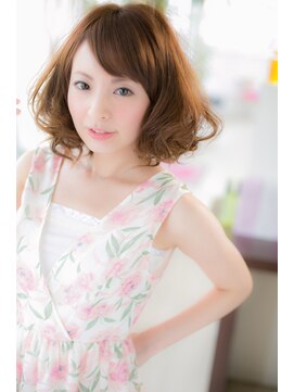 エヌアンドエーコンティ(N&A CONTi) 愛されゆるカール×オン眉ショート×ボブショート