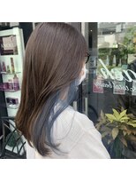イーチ ヘアーアンドトータルビューティ(each hair&total beauty)&nbsp;艶感/くすみブルーカラー/インナーカラースタイル【青木元子】