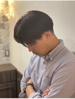 ミリオンバックス 上野(Million Bucks)&nbsp;韓国マッシュ/黒髪マッシュ/ センターパート<理容室>上野