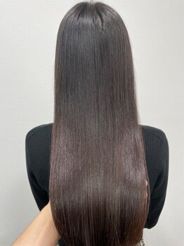 【心斎橋/四ツ橋徒歩3分】伸ばしかけヘアも扱いやすく◎カラーとの相性を大切にした似合わせヘア★