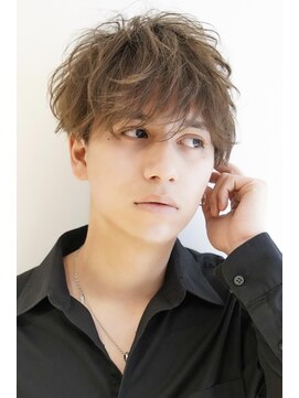 カライングドゥ(ing deux) スーツ短髪ツーブロック束感モテる黒髪シークレットパーマ流行