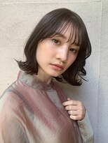 アピッシュ 国分寺(apish) 外ハネくびれミディアムヘア【apish 長谷川祐三】