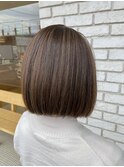 大人かわいいハイライト×ベージュカラー×ボブ