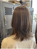 大人可愛いレイヤーカット グレージュカラー♪