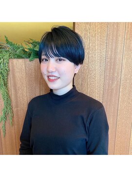 クロレヘアー(Colorer Hair) レディース刈り上げスタイル