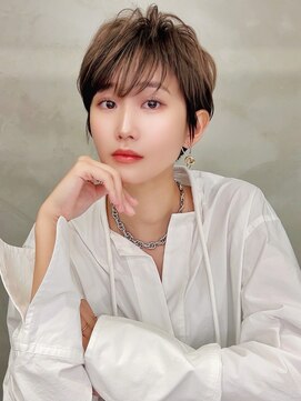 ロンドプロフィール 浦和(Lond profil) 大人可愛い20代30代40代黒髪前下がりショートボブ丸みショート◎