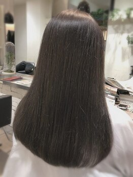 アトリウム (ATRIUM beauty life)の写真/【諸江】伸びてきたクセもナチュラルケア♪極上の艶＆サラサラ髪をキープして扱いやすいスタイルに◎