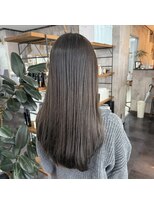 トゥーミー(to mee)&nbsp;透明感グレージュ♪