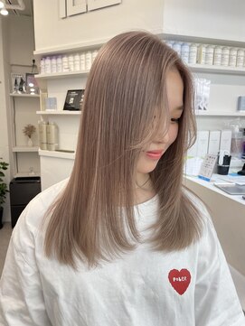 ペレ 渋谷(PELE) ホワイトグレージュ/デジタルパーマ/チェリーブラウン/渋谷