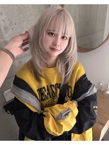 モニカ(MONIQA) ホワイトベージュ