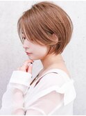 大人かわいい長めショートボブ