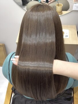 ハッチ(HACCH) 韓国風レイヤーカット髪質改善ダブルカラーハッシュカット