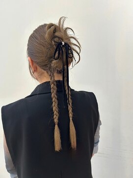 ゼル ビッグアイ(ZELE) カチモリタイトアップ