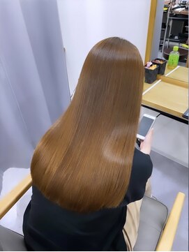 イニット 奈良新大宮(init.) 20代30代40代透明感♪髪質改善カラー内巻きショートボブ小顔艶感