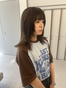 ローレンアオ(LOREN AO) デザインカラー/レイヤーカット/ウエットヘア/オリーブベージュ