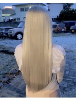 ルプラ ガーデン(le-pla garden) ホワイトベージュ#ハイトーン#ブリーチ#ロング #豊橋#豊川#田原