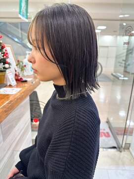 モリオ フロム ロンドン サッポロファクトリー店(morio FROM LONDON) 大人かわいいぱつっと外ハネボブ　インナーカラー