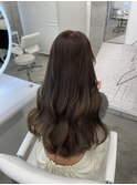オリーブベージュ