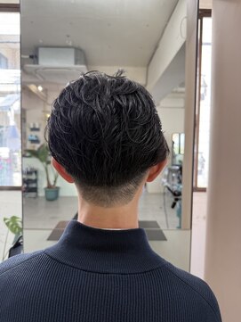 ピノ(pino.) メンズカットシャドウパーマ刈り上げ