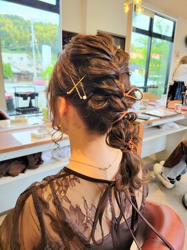 アース 長崎時津店(HAIR&MAKE EARTH) お呼ばれアレンジ